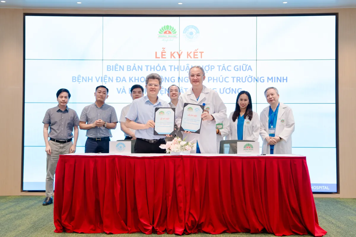 Bệnh viện Đa khoa Hồng Ngọc tham gia điều phối ngân hàng giác mạc - Ảnh 3. Bệnh viện Đa khoa Hồng Ngọc tham gia điều phối ngân hàng giác mạc - Ảnh 3.