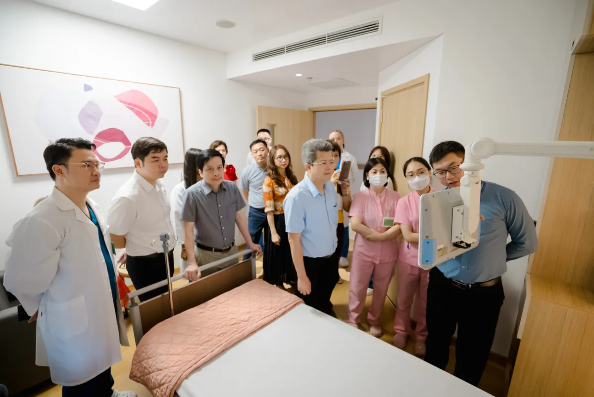 Bệnh viện Đa khoa Hồng Ngọc tham gia điều phối ngân hàng giác mạc - Ảnh 4. Bệnh viện Đa khoa Hồng Ngọc tham gia điều phối ngân hàng giác mạc - Ảnh 4.
