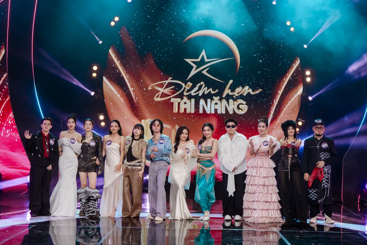 Hồ Ngọc Hà, Trúc Nhân đổ gục trước thí sinh nhỏ tuổi nhất Điểm hẹn tài năng - Ảnh 2. Hồ Ngọc Hà, Trúc Nhân đổ gục trước thí sinh nhỏ tuổi nhất Điểm hẹn tài năng - Ảnh 2.