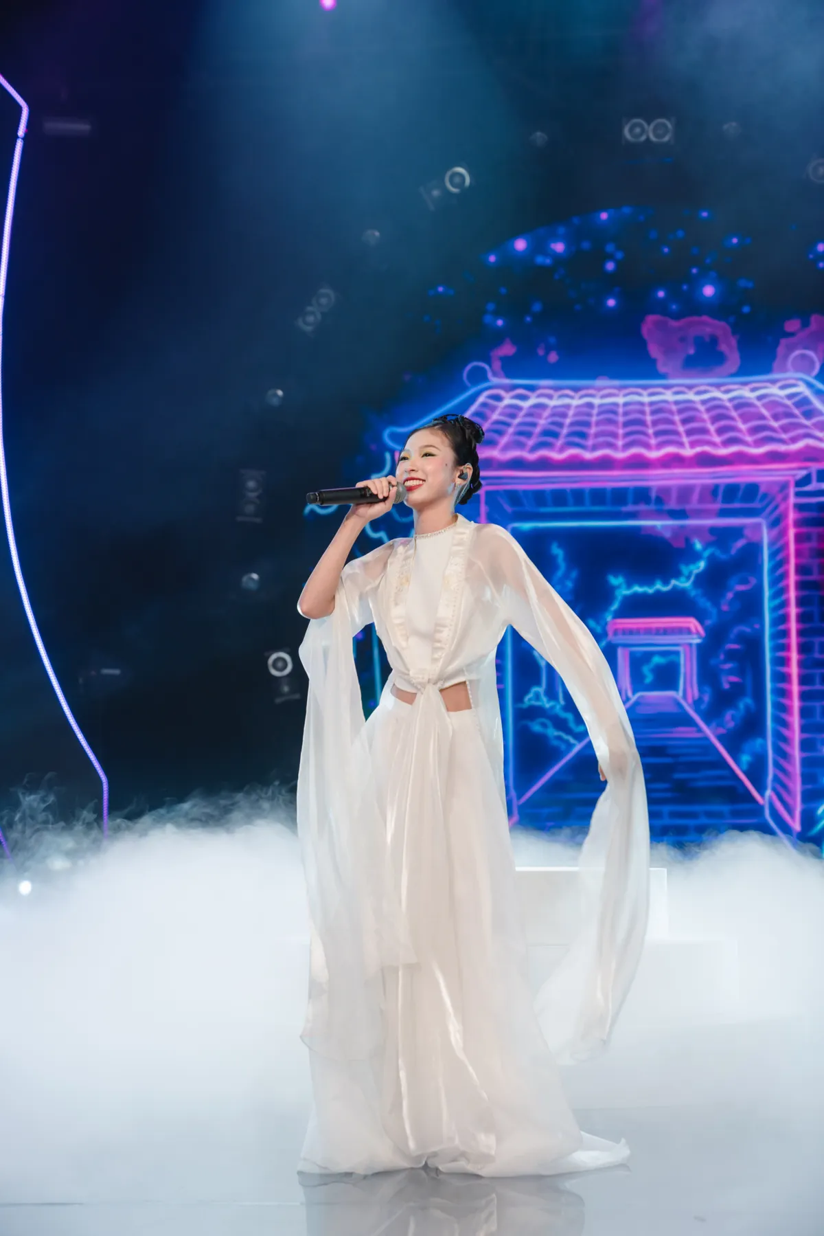 Thí sinh cá tính gây bão với màn rap bùng nổ, Hồ Ngọc Hà - Trúc Nhân lập tức trao điểm 10 đầu tiên - Ảnh 3. Thí sinh cá tính gây bão với màn rap bùng nổ, Hồ Ngọc Hà - Trúc Nhân lập tức trao điểm 10 đầu tiên - Ảnh 3.