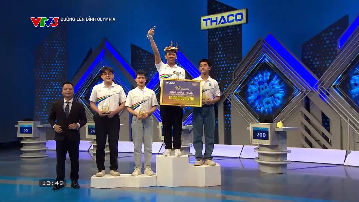 Nam sinh đến từ Bình Dương xuất sắc giành vòng nguyệt quế Đường lên đỉnh Olympia - Ảnh 9. Nam sinh đến từ Bình Dương xuất sắc giành vòng nguyệt quế Đường lên đỉnh Olympia - Ảnh 9.