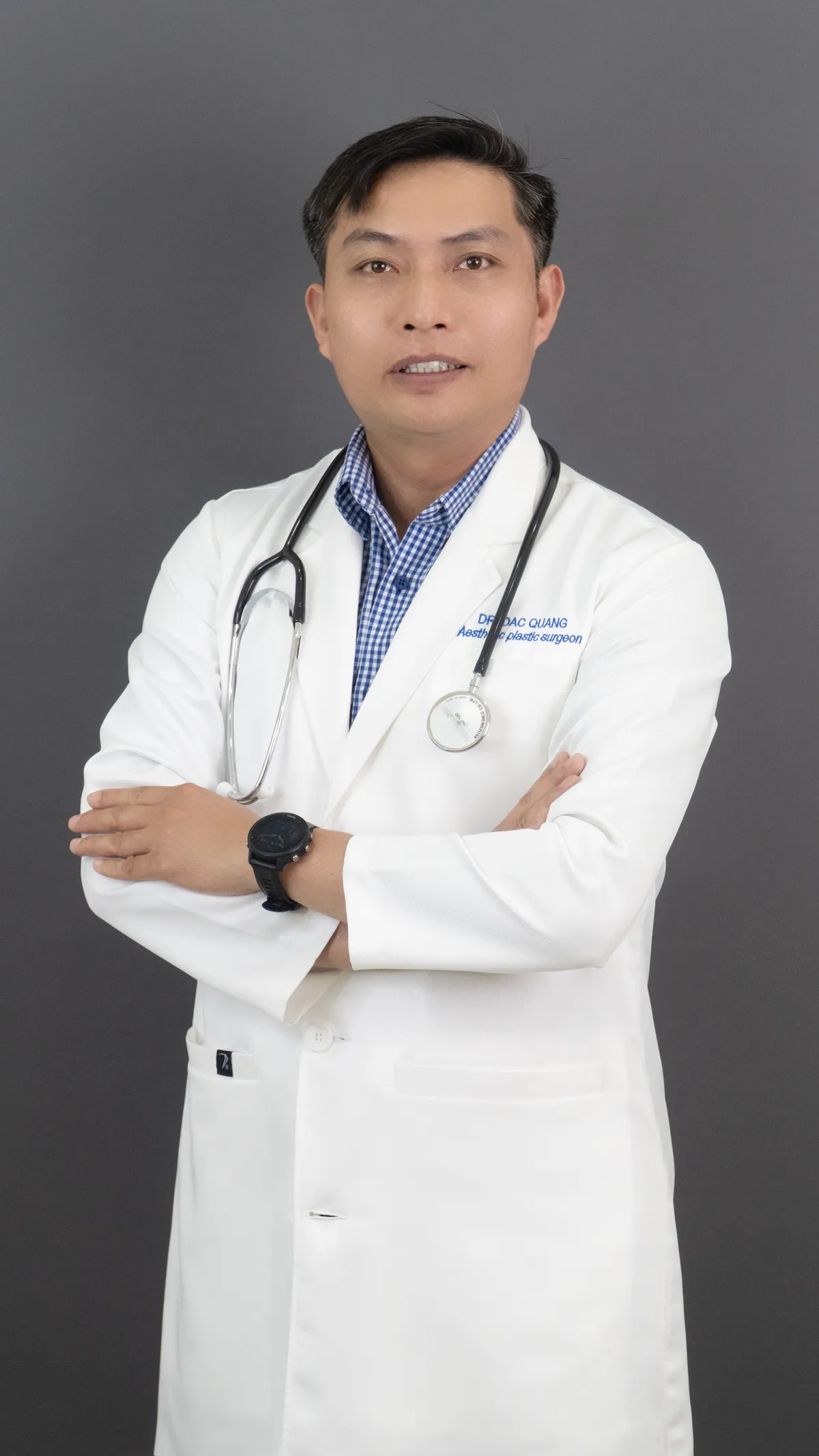 “Chữa lành” những di chứng thẩm mỹ: Hành trình y đức của Bác sĩ CKI Trần Đắc Quang - Ảnh 3. “Chữa lành” những di chứng thẩm mỹ: Hành trình y đức của Bác sĩ CKI Trần Đắc Quang - Ảnh 3.
