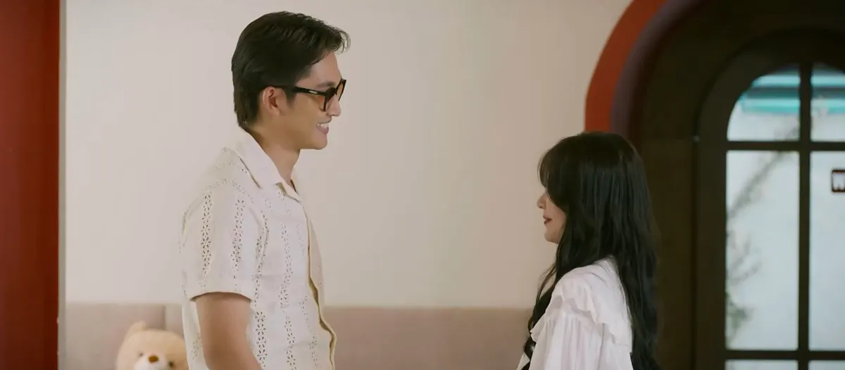 Vai diễn ngắn kỷ lục của Đình Tú trong Cha tôi, người ở lại - Ảnh 2. Vai diễn ngắn kỷ lục của Đình Tú trong Cha tôi, người ở lại - Ảnh 2.