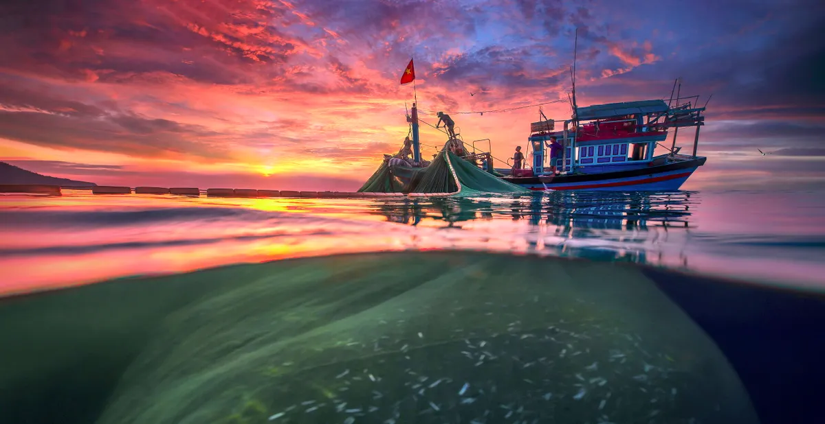 Kiến tạo không gian du lịch hướng biển. - Ảnh 5. Kiến tạo không gian du lịch hướng biển. - Ảnh 5.