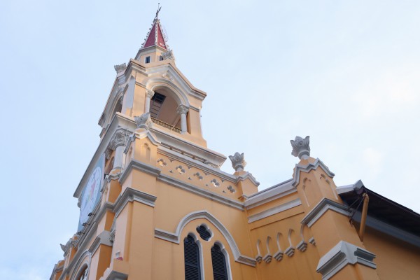 Nhà thờ Cha Tam 125 tuổi ở Chợ Lớn, độc đáo 'nửa Pháp nửa Hoa'