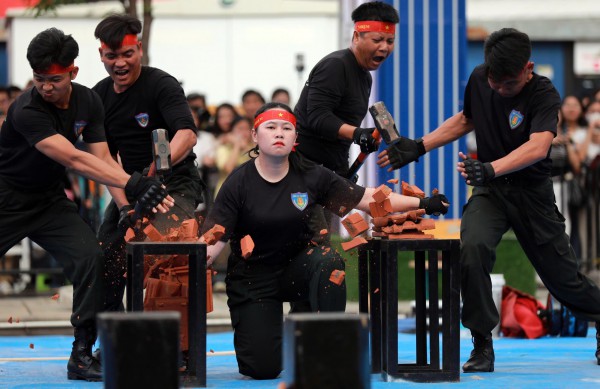 Bộ Công an tổng duyệt 'Vinh quang Công an nhân dân Việt Nam' Bộ Công an tổng duyệt 'Vinh quang Công an nhân dân Việt Nam'