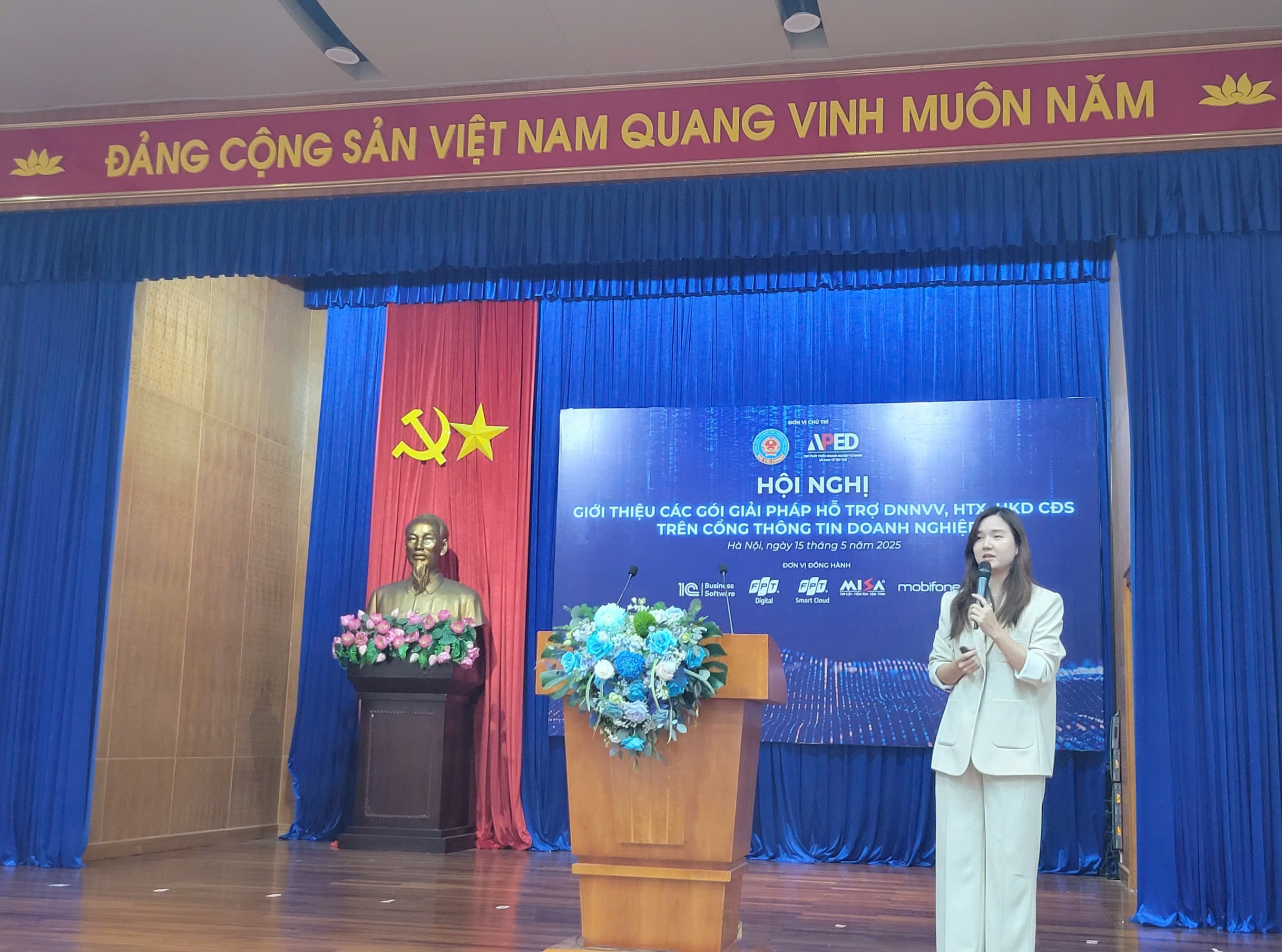 ba-pham-hoai-anh-pld-1747296806.jpg