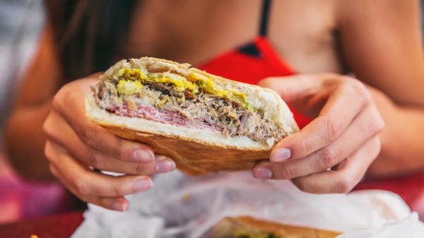 CNN chọn bánh mì Việt Nam vào top 25 thế giới CNN chọn bánh mì Việt Nam vào top 25 thế giới