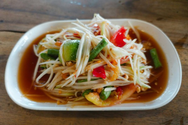 Vì sao món ăn Thái Lan thường rất cay? Vì sao món ăn Thái Lan thường rất cay?