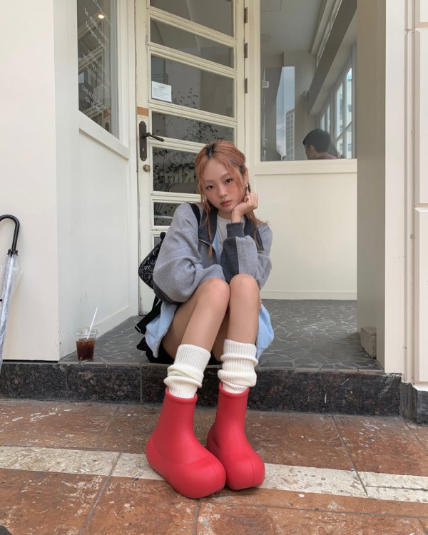 Sành điệu cùng ủng đi mưa độc đáo