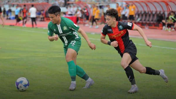 Trận play-off ‘nóng’ nhất sắp lộ diện: Công Phượng có thể đối đầu thủ môn Bùi Tiến Dũng! Trận play-off ‘nóng’ nhất sắp lộ diện: Công Phượng có thể đối đầu thủ môn Bùi Tiến Dũng!