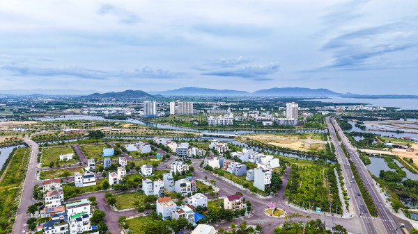 Hơn 2.000 cán bộ Gia Lai đăng ký mua nhà ở xã hội tại Bình Định Hơn 2.000 cán bộ Gia Lai đăng ký mua nhà ở xã hội tại Bình Định