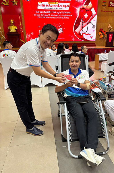 hon-80-don-vi-mau-duoc-hien-tang-sctv-tiep-tuc-hanh-trinh-15-nam-vi-cong-dong