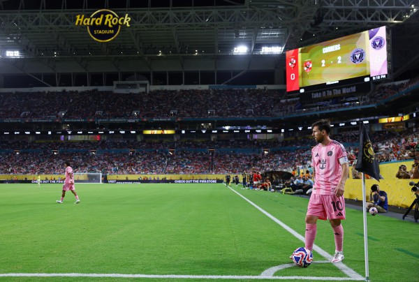 FIFA Club World Cup 2025 đạt mốc 1,5 triệu vé, vì sao vẫn có sân trống khán giả? FIFA Club World Cup 2025 đạt mốc 1,5 triệu vé, vì sao vẫn có sân trống khán giả?