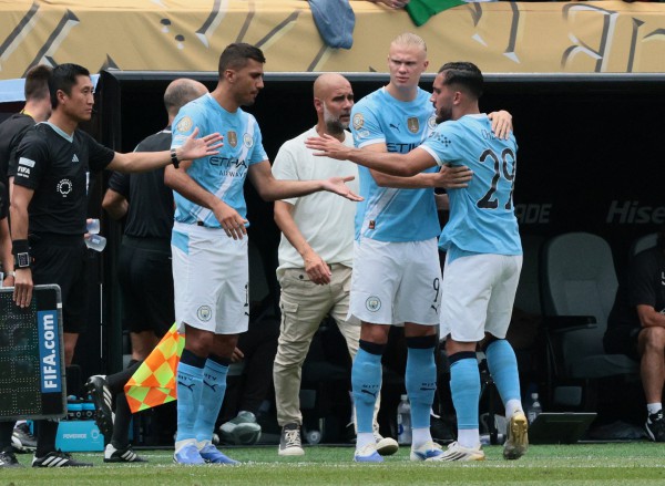 Rodri tái xuất, Man City nhọc nhằn đánh bại Wydad: HLV Guardiola đứng ngồi không yên Rodri tái xuất, Man City nhọc nhằn đánh bại Wydad: HLV Guardiola đứng ngồi không yên