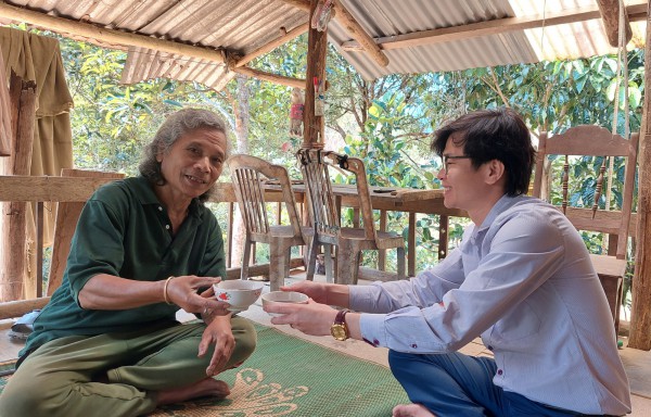 Nhớ 'đại thụ', thắp nén nhang lòng Nhớ 'đại thụ', thắp nén nhang lòng