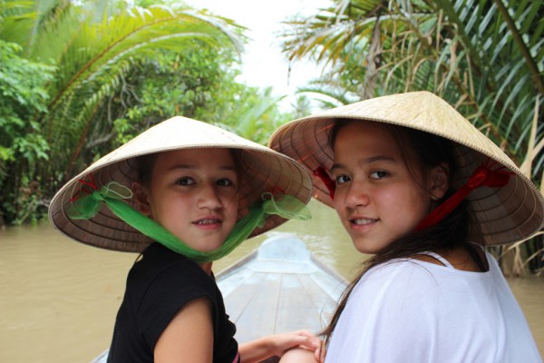 Mối lương duyên cùng hai 'tiểu tiên cá' Mối lương duyên cùng hai 'tiểu tiên cá'