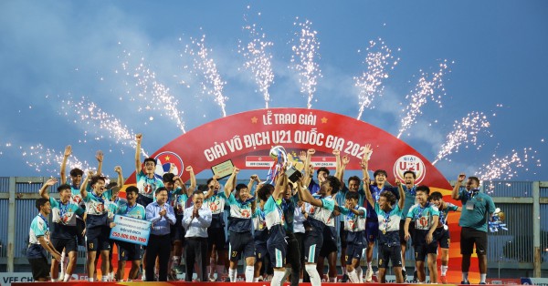 Nỗi lo sân chơi U.21 khi lịch đấu trùng với giải U.23 Đông Nam Á Nỗi lo sân chơi U.21 khi lịch đấu trùng với giải U.23 Đông Nam Á