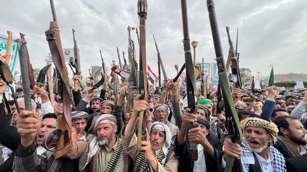 Vì sao nhóm đồng minh án binh bất động khi Iran bị Israel tấn công? Vì sao nhóm đồng minh án binh bất động khi Iran bị Israel tấn công?