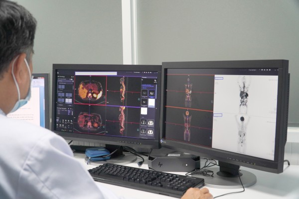 Bệnh viện Chợ Rẫy nói về dừng lò sản xuất phóng xạ dùng cho máy PET-CT Bệnh viện Chợ Rẫy nói về dừng lò sản xuất phóng xạ dùng cho máy PET-CT