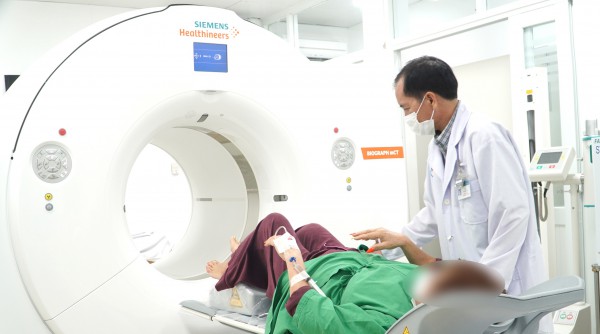 Bệnh viện Chợ Rẫy nói về dừng lò sản xuất phóng xạ dùng cho máy PET-CT Bệnh viện Chợ Rẫy nói về dừng lò sản xuất phóng xạ dùng cho máy PET-CT
