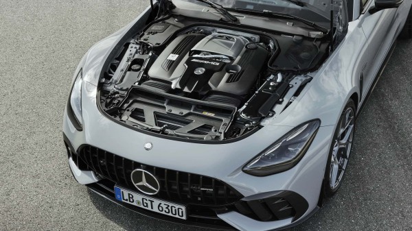 Audi, Mercedes xem xét lại thời điểm ngừng xe xăng, chỉ bán ô tô điện Audi, Mercedes xem xét lại thời điểm ngừng xe xăng, chỉ bán ô tô điện