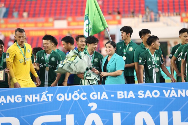 Công Phượng ghi dấu ấn sắc nét, Bình Phước thắng đậm: Đá play-off tìm suất thăng hạng V-League Công Phượng ghi dấu ấn sắc nét, Bình Phước thắng đậm: Đá play-off tìm suất thăng hạng V-League