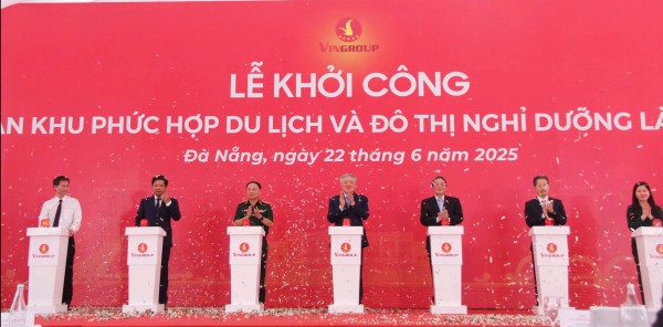 Khởi công Khu phức hợp nghỉ dưỡng Làng Vân gần 44.000 tỉ đồng tại Đà Nẵng Khởi công Khu phức hợp nghỉ dưỡng Làng Vân gần 44.000 tỉ đồng tại Đà Nẵng