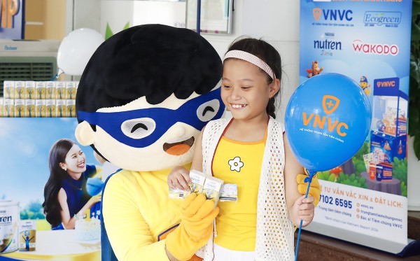 VNVC cùng thương hiệu dinh dưỡng quốc tế phục vụ cộng đồng trong bối cảnh ‘nóng’ VNVC cùng thương hiệu dinh dưỡng quốc tế phục vụ cộng đồng trong bối cảnh ‘nóng’