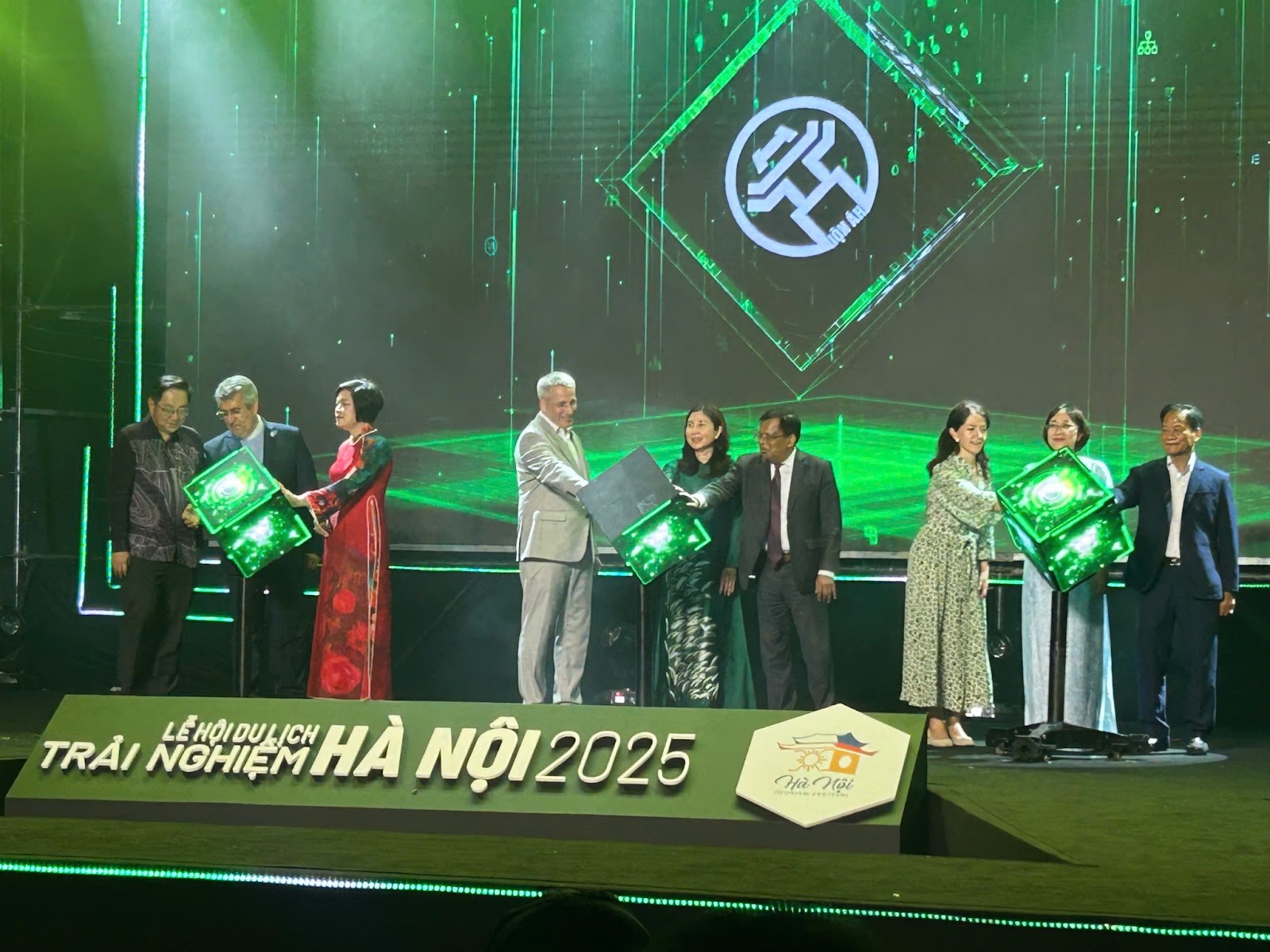 Khám phá Thủ đô tại Lễ hội Du lịch Hà Nội 2025 - Ảnh 2. Khám phá Thủ đô tại Lễ hội Du lịch Hà Nội 2025 - Ảnh 2.
