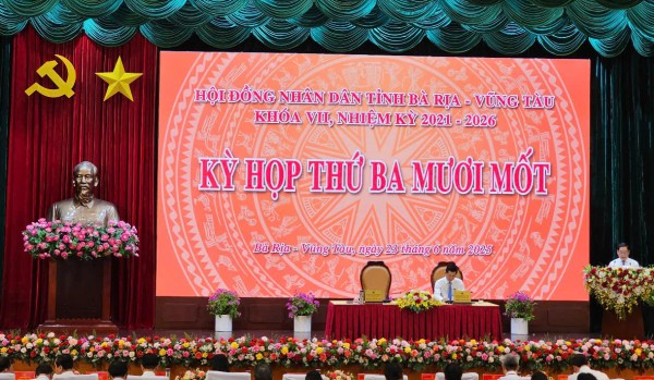 Cán bộ, công chức phải học hỏi để tránh rơi vào tình trạng lạc lõng, khó hòa nhập