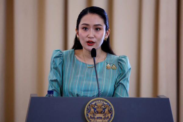 Chính phủ Thái Lan trên bờ vực vì cuộc điện đàm với ông Hun Sen? Chính phủ Thái Lan trên bờ vực vì cuộc điện đàm với ông Hun Sen?