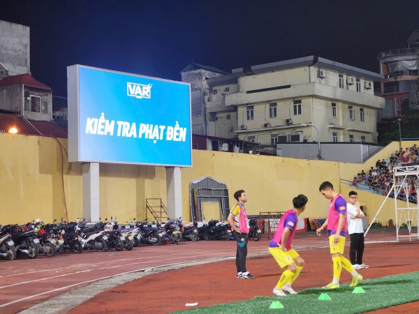Cục phó Cục Cảnh sát hình sự đề nghị nóng với VFF về phòng chống tiêu cực trong bóng đá Cục phó Cục Cảnh sát hình sự đề nghị nóng với VFF về phòng chống tiêu cực trong bóng đá