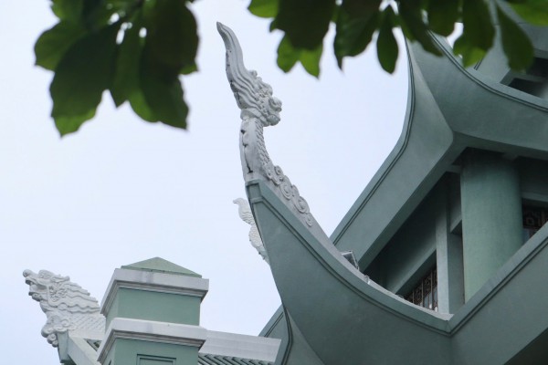 Độc đáo nhà thờ Ba Chuông có kiến trúc giống đình làng ở TP.HCM