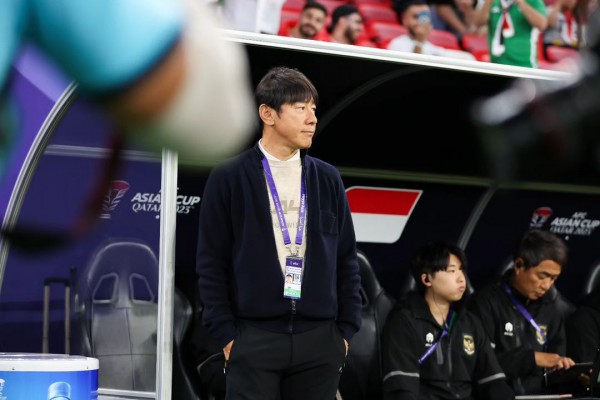 HLV Shin Tae-yong ra mắt đội tuyển Trung Quốc vào tháng 7, đụng độ ngay Hàn Quốc? HLV Shin Tae-yong ra mắt đội tuyển Trung Quốc vào tháng 7, đụng độ ngay Hàn Quốc?