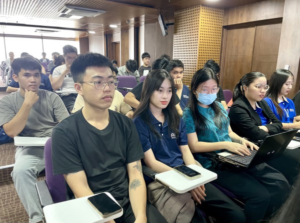 Hậu quả của việc 'hóng' drama trên mạng xã hội khiến sinh viên giật mình Hậu quả của việc 'hóng' drama trên mạng xã hội khiến sinh viên giật mình