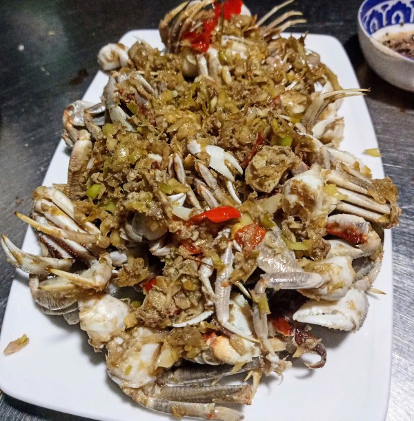 Hương vị quê hương: Thơm thảo còng dầu Hương vị quê hương: Thơm thảo còng dầu