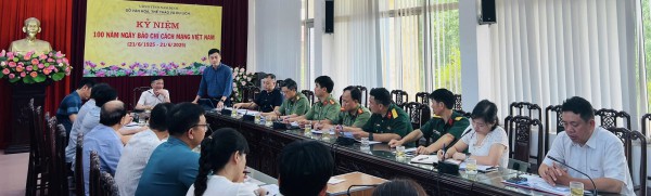 Kịch bản đặc biệt ngày Nam Định nhận cúp vô địch V-League: Sân Thiên Trường mở hội