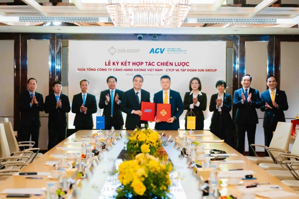 Sun Group và ACV 'bắt tay' thiết lập chuẩn mực hàng không 5 sao Sun Group và ACV 'bắt tay' thiết lập chuẩn mực hàng không 5 sao