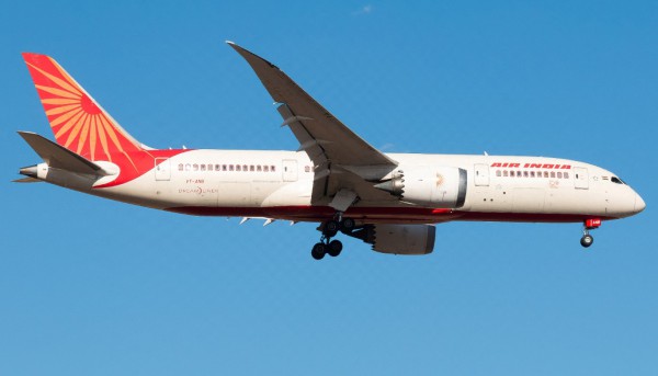 Thêm sự cố trên máy bay Boeing 787 Dreamliner của Air India Thêm sự cố trên máy bay Boeing 787 Dreamliner của Air India