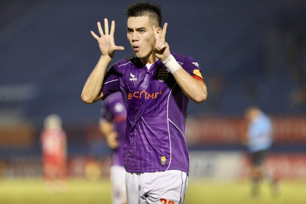 Tiến Linh mất ngôi đồng vua phá lưới V-League vì... Tiến Linh mất ngôi đồng vua phá lưới V-League vì...
