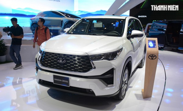 Tiêu thụ ô tô hybrid chững lại, người Việt vẫn theo xu hướng 'ăn chắc, mặc bền' Tiêu thụ ô tô hybrid chững lại, người Việt vẫn theo xu hướng 'ăn chắc, mặc bền'