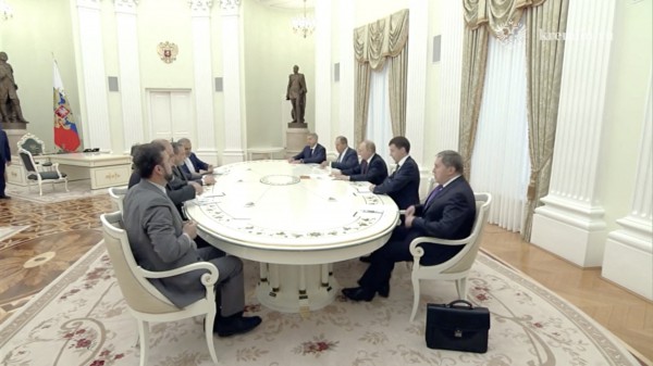 Tổng thống Nga Putin: 'Chúng tôi đang nỗ lực hỗ trợ người dân Iran' Tổng thống Nga Putin: 'Chúng tôi đang nỗ lực hỗ trợ người dân Iran'