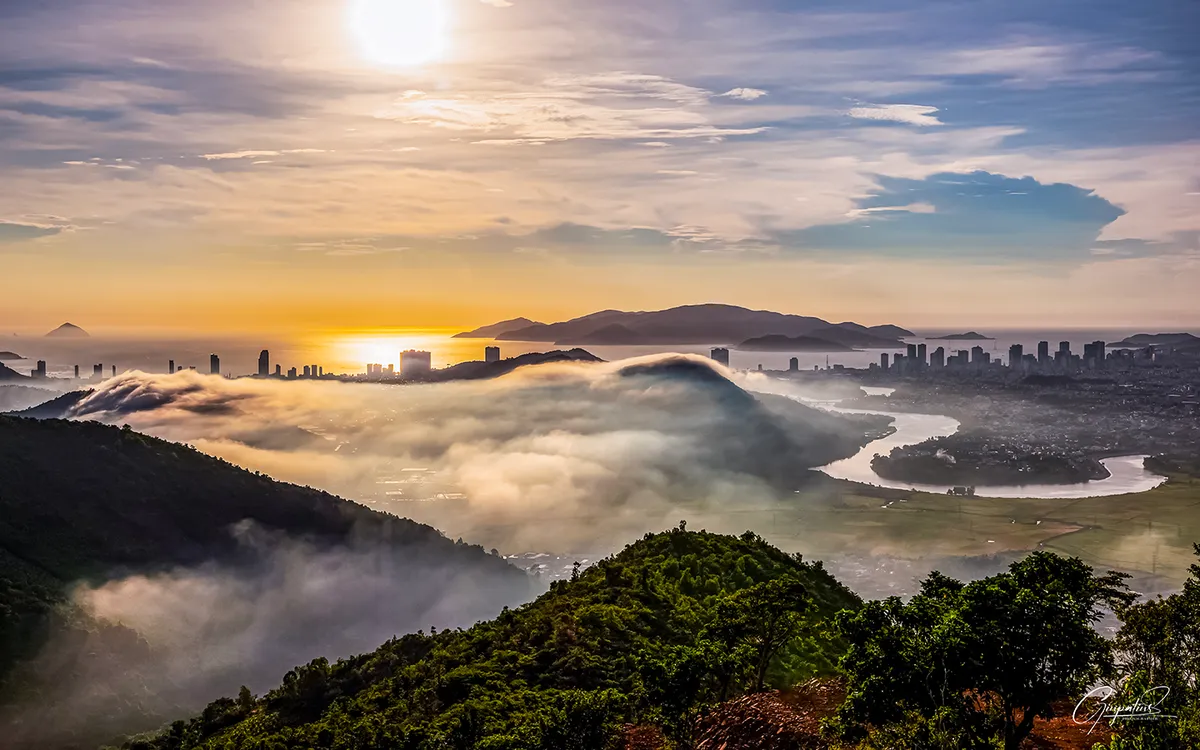 Triển lãm ảnh “Nha Trang say Hi - Hành trình qua ống kính”: Gửi lời mời gọi du lịch bằng hình ảnh - Ảnh 6. Triển lãm ảnh “Nha Trang say Hi - Hành trình qua ống kính”: Gửi lời mời gọi du lịch bằng hình ảnh - Ảnh 6.