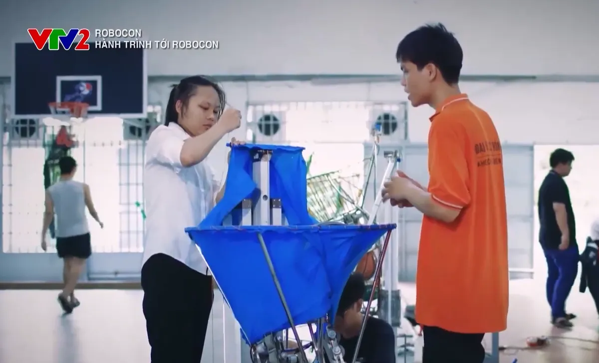 Trường Đại học Lạc Hồng sẵn sàng chinh phục Robocon 2025 - Ảnh 3. Trường Đại học Lạc Hồng sẵn sàng chinh phục Robocon 2025 - Ảnh 3.