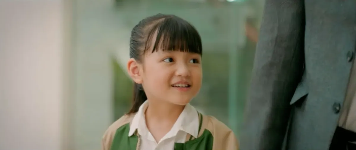 Cầu vồng ở phía chân trời - Tập 1: Tuấn (Trọng Lân) gặp hàng loạt xui xẻo sau khi chạm mặt Oanh (Anh Đảo) - Ảnh 3. Cầu vồng ở phía chân trời - Tập 1: Tuấn (Trọng Lân) gặp hàng loạt xui xẻo sau khi chạm mặt Oanh (Anh Đảo) - Ảnh 3.
