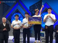 Đường lên đỉnh Olympia: Nữ sinh Quảng Trị tiến thẳng vòng thi Quý 3 đầy ấn tượng
