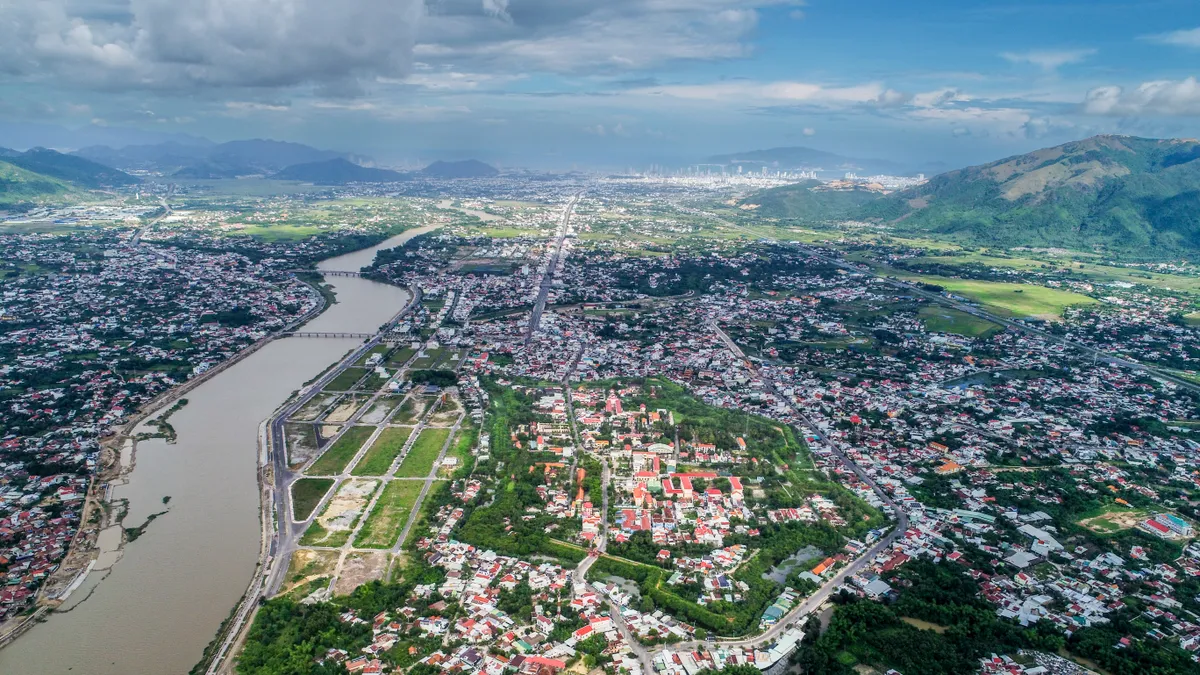 Thành cổ Diên Khánh: Hướng tới Di tích quốc gia đặc biệt, đánh thức tiềm năng du lịch văn hóa - Ảnh 5. Thành cổ Diên Khánh: Hướng tới Di tích quốc gia đặc biệt, đánh thức tiềm năng du lịch văn hóa - Ảnh 5.