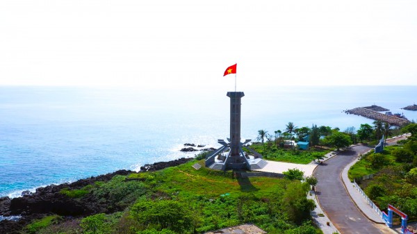 13 đặc khu của Việt Nam: Đặc khu Cồn Cỏ pháo đài xanh trên Biển Đông
