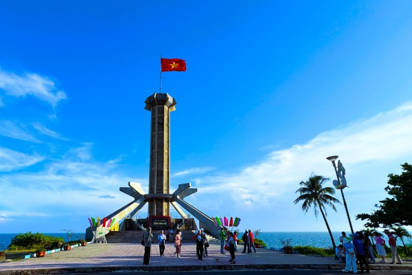13 đặc khu của Việt Nam: Đặc khu Cồn Cỏ pháo đài xanh trên Biển Đông
